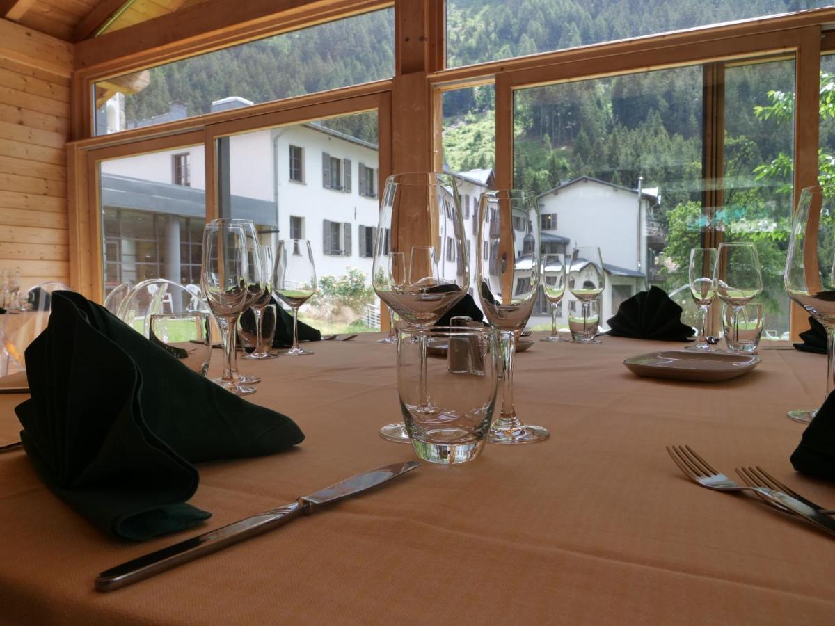 Hotel Cepina Albergo Incantato Valdisotto Bagian luar foto